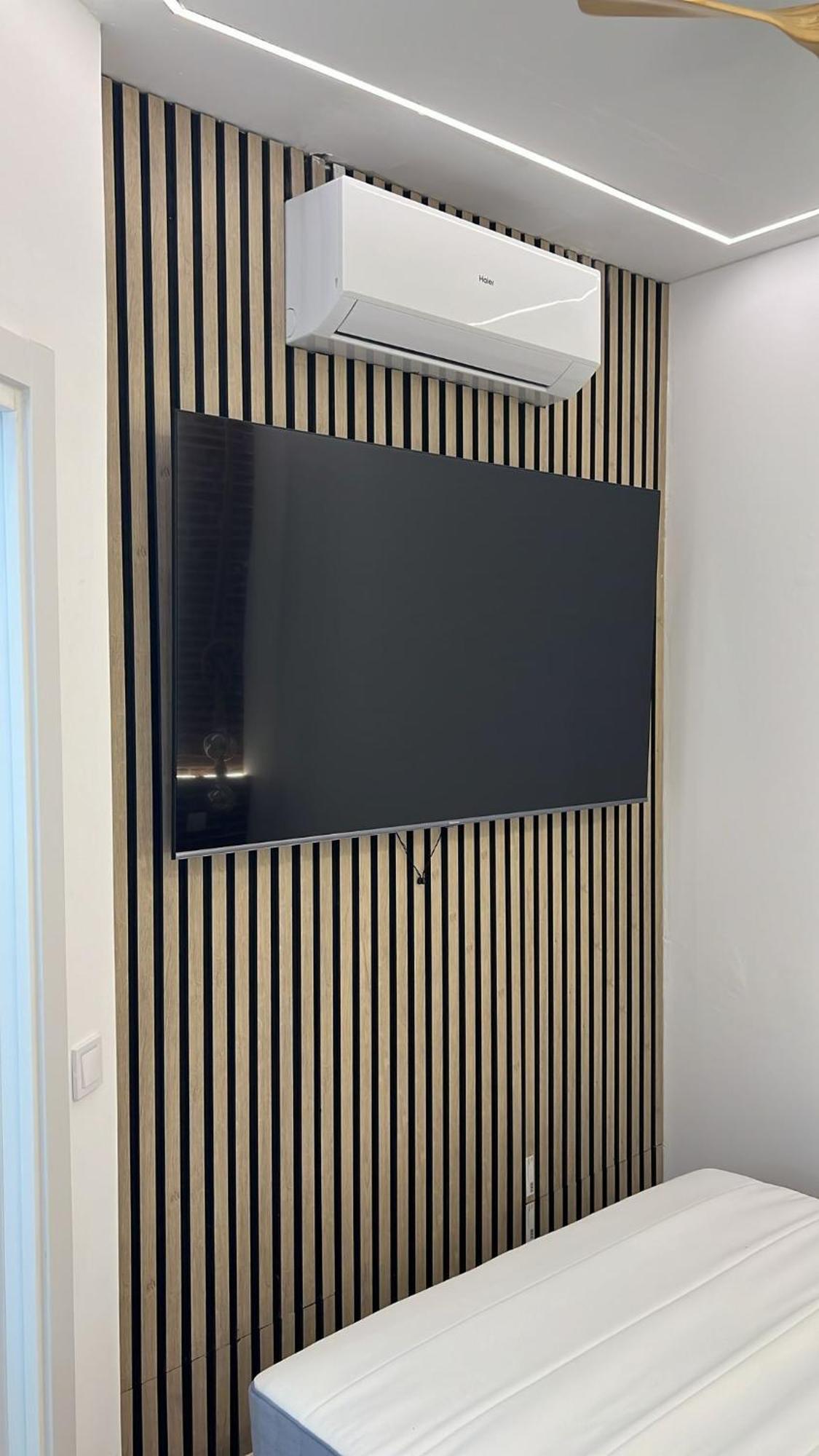 Apartamentos Santiago Cordero Madrid Esterno foto